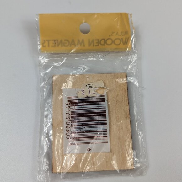 Vintage Paula's Wooden Magnet "World's Greatest Grandma" NIP - Picture 4 of 4